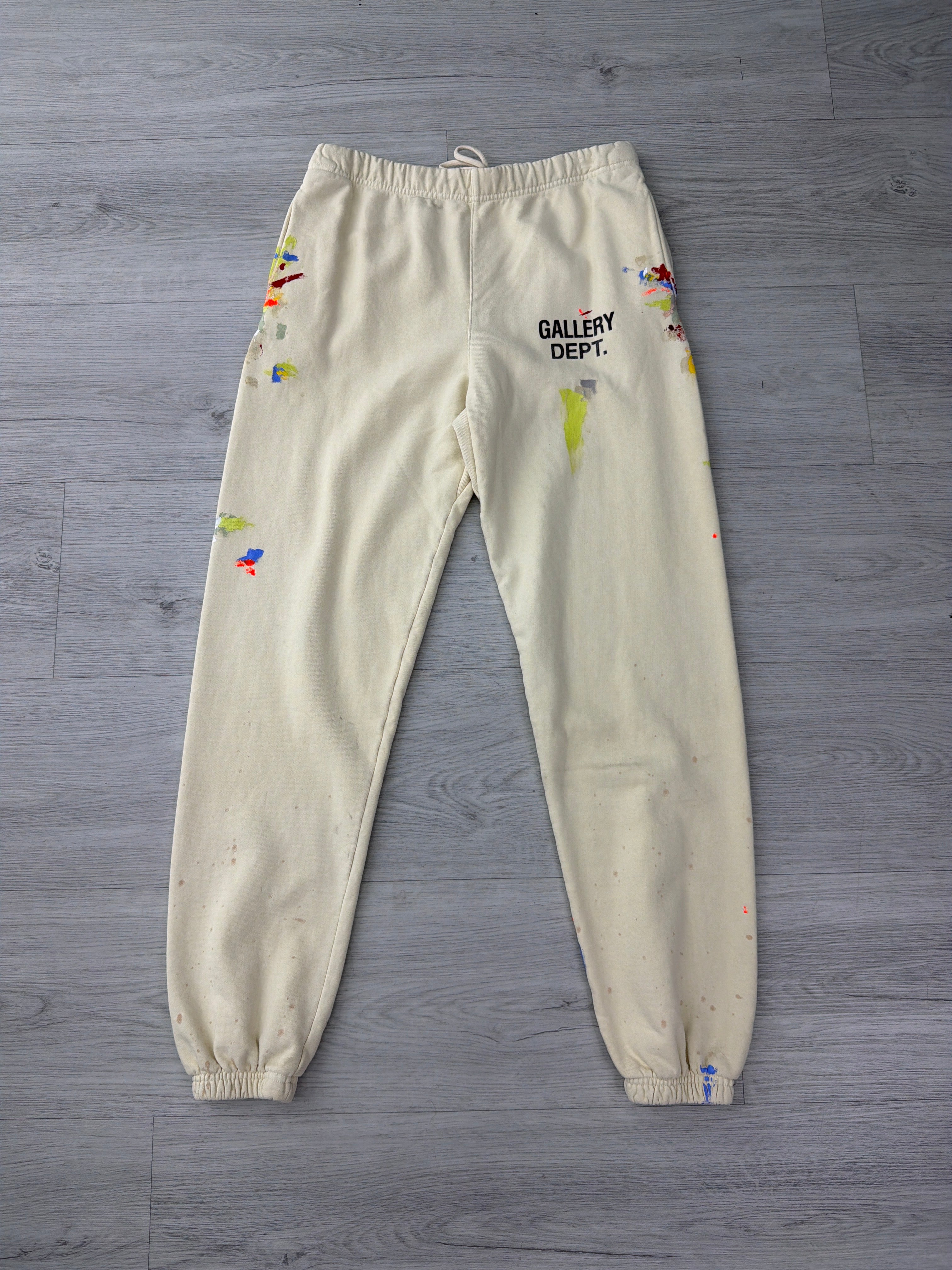 Gallery Dept. Logo Sweatpants
'Antique White'