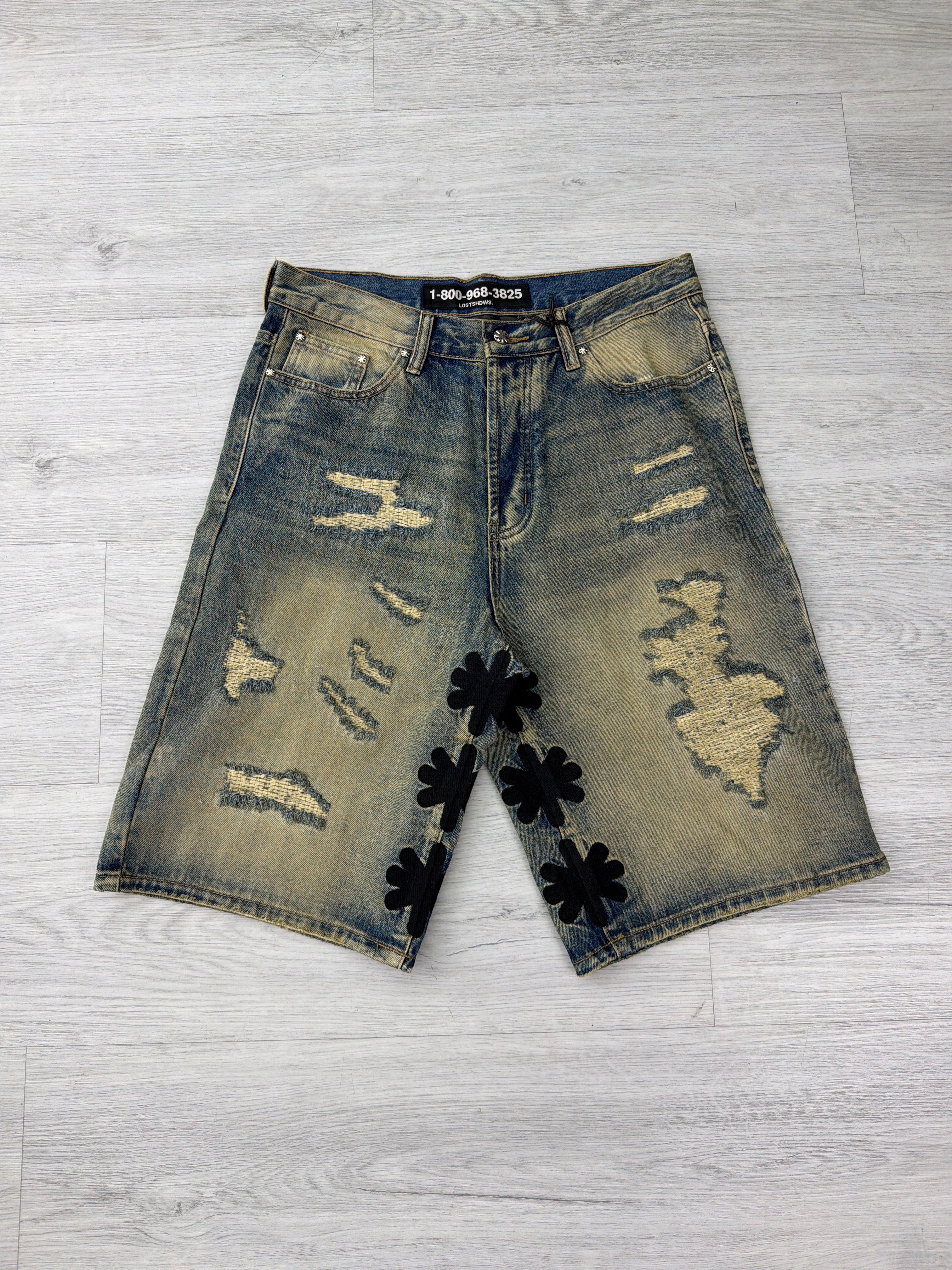 Lost shadows blue denim black distressed jorts