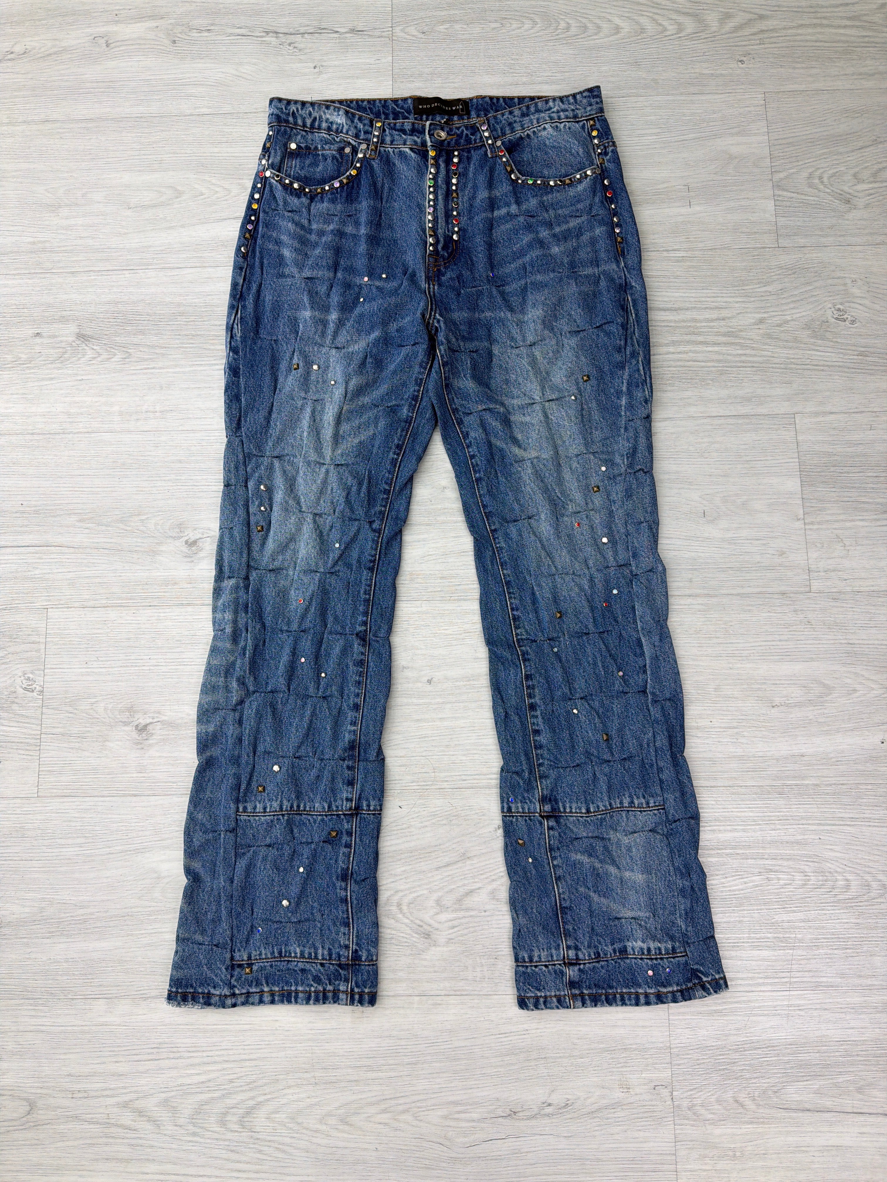 Who decides war jeans rainbow stones