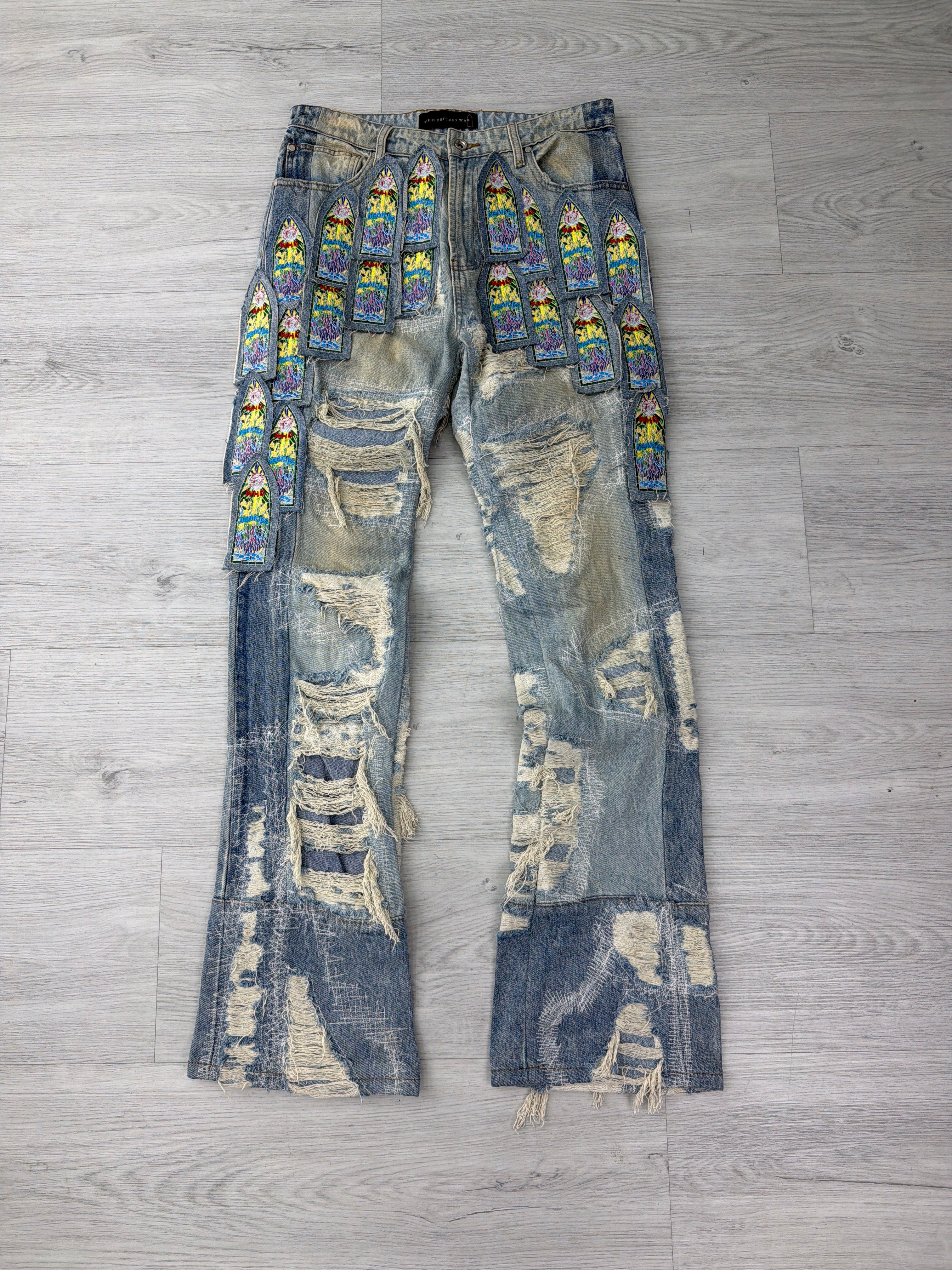 Who Decides War 'Coliseum' Light Wash Blue Jeans sleeve