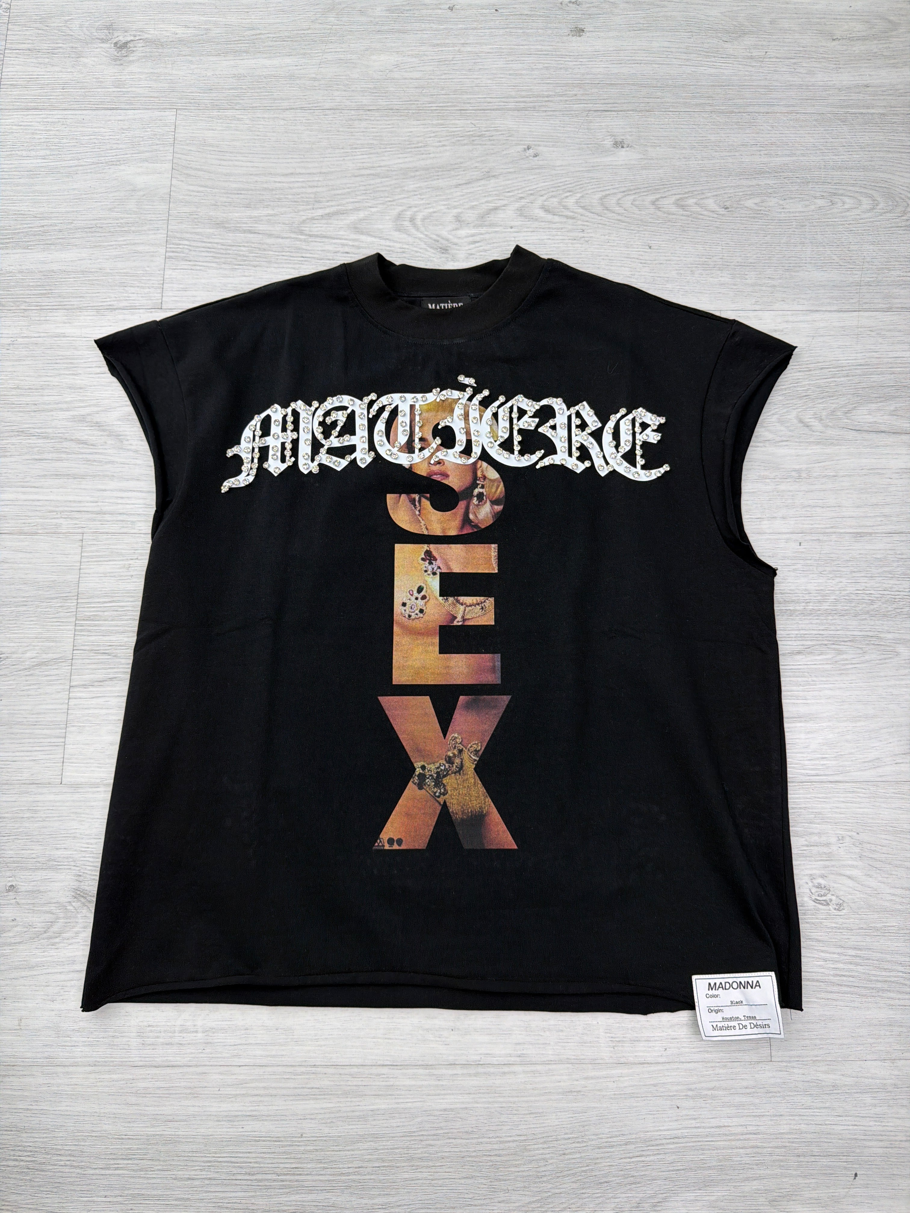 Matiere De Desirs madonna black sleevless shirt black