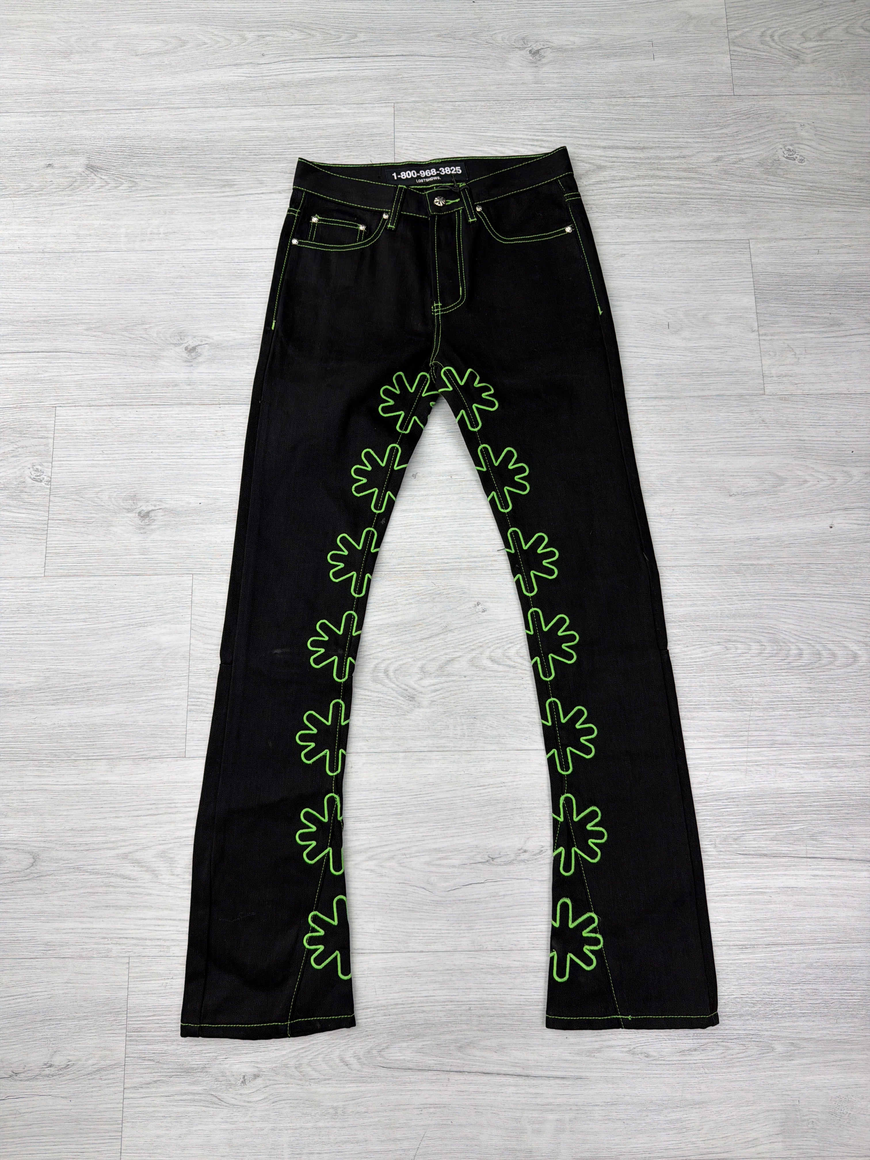 Lost shadows black and green outline jeans