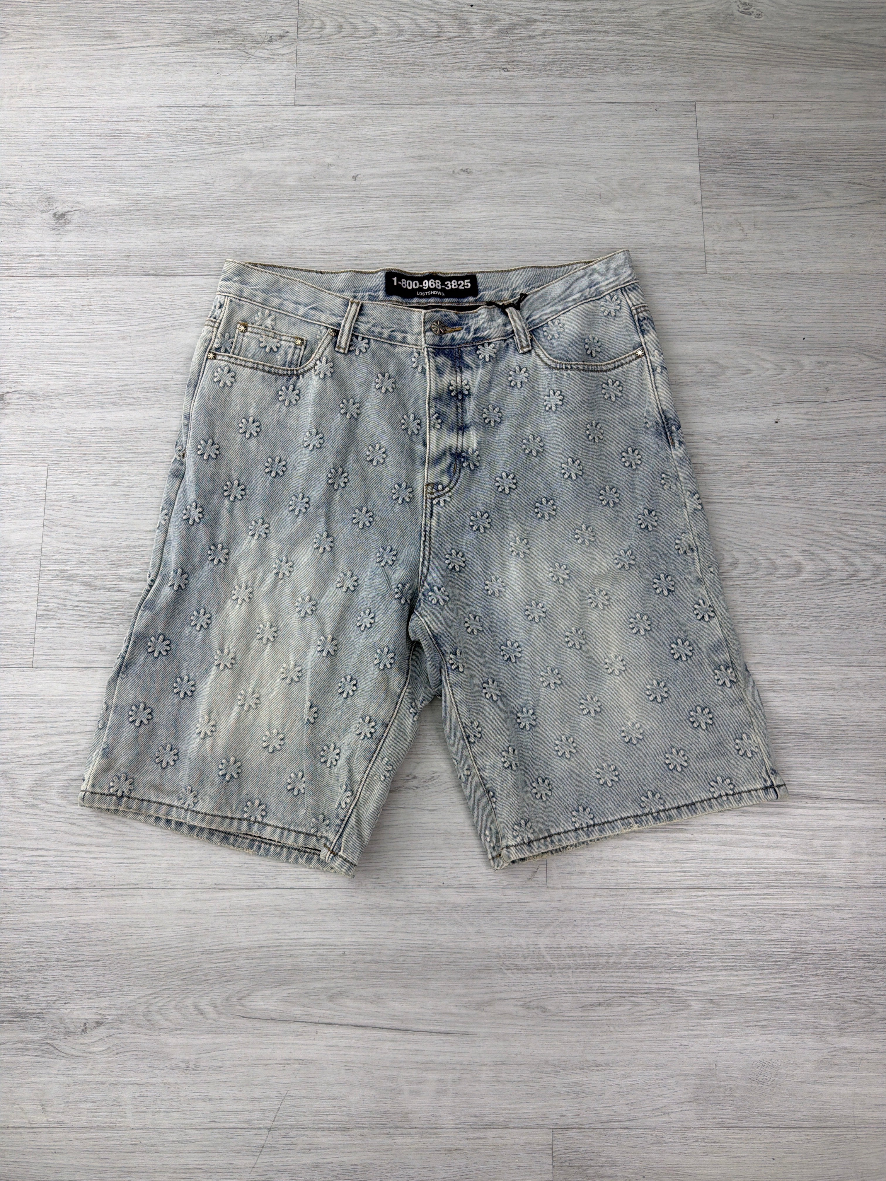 Lost shadows Embossed blue denim jorts