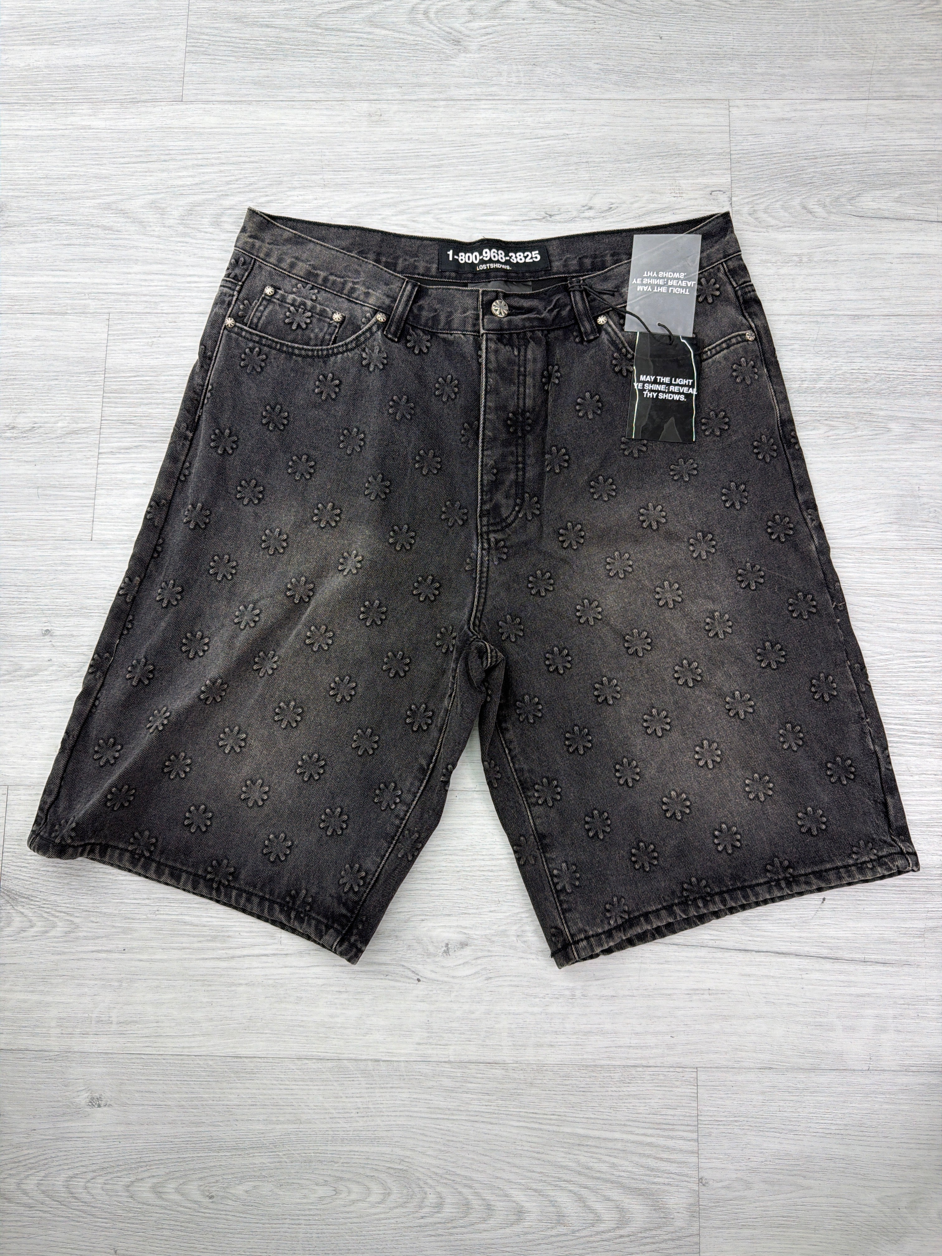 Lost shadows grey graphic Shorts